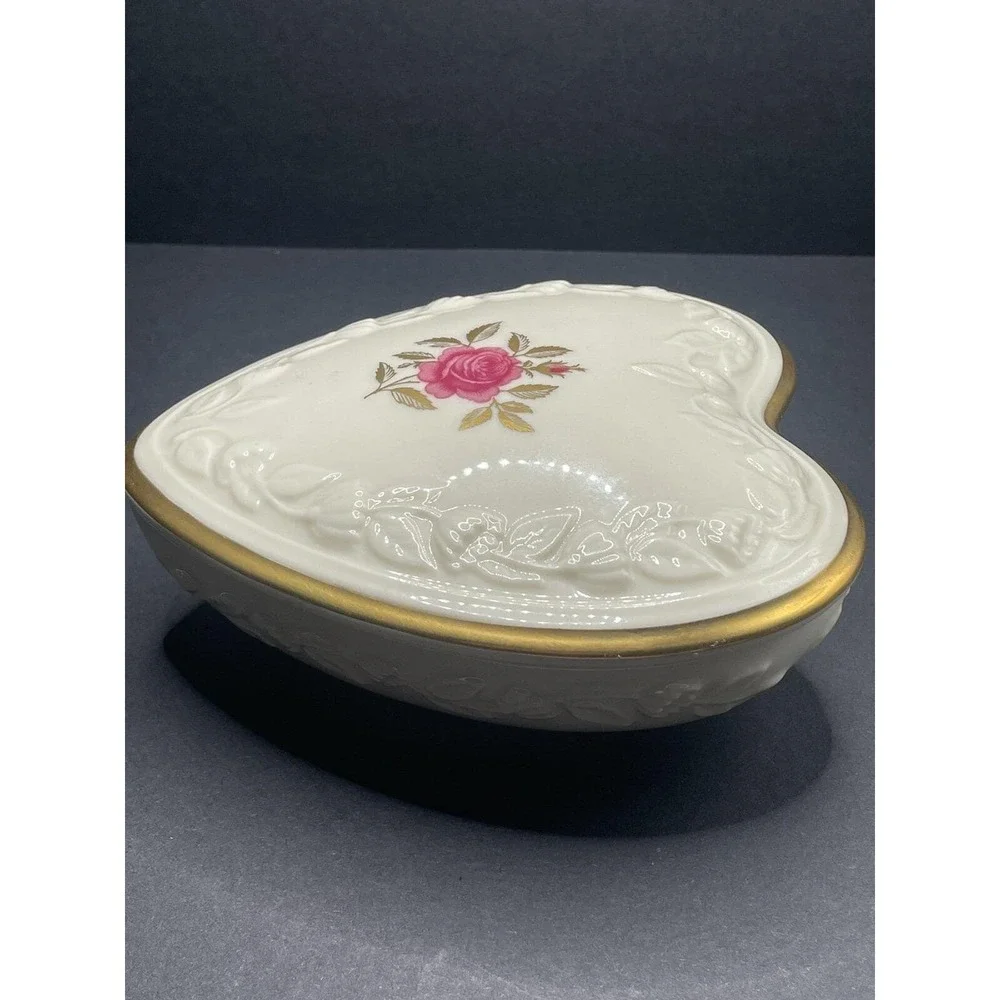 Lenox Rose Heart Trinket Jewelry Candy Dish. New. Perfect‎ Valentine's Day Gift